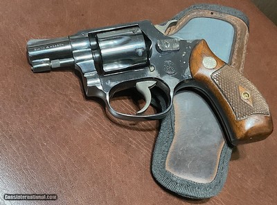 SMITH & WESSON = MODEL 30 = PRE MODEL 36 = .32 LONG = 1957? = "I" eye FRAME = DIAMOND GRIPS W/ BLK WASHERS