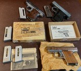 RAVEN ARMS - MP 25-
ACP 25 CALIBER = BOX = PAPERS = THREE (3)M MAGAZINES = TWO GUNS FOR PARTS, JENNINGS & LORCIN W/ MAGS - 1 of 6