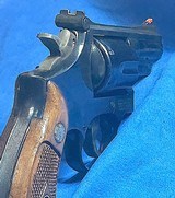 S&W MODEL 19-6 = SNUB 2.5 INCH = BLUE = 1982 BORN = FACTORY ROUND BUTT DIAMOND GRIPS = HOLSTER & TARGET GRIPS ALSO = - 6 of 16