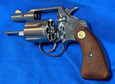 DETECTIVE SPECIAL = MADE 1972 = NICKEL = FACTORY BOX,PAPERS,& SLEEVE = 2nd Series = .38 sp, 2 inch - Image 1 of 7