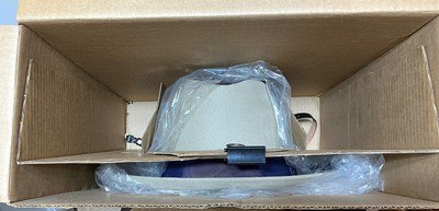 NEW YORK STATE TROOPERS = POLICE = UNIFORM STETSON = STRATTON SKULL COVER = NYSP SHOULDER PATCH W PIN , AND ORIGINAL BOX , WRAPPINGS & HAT STRAP - Image 1 of 2