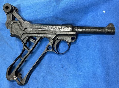 PARTS ONLY = 1918 LUGER = RELIC = BURNED or BURIED = DWM = NO PAPER WORK REQUIRED - Image 1 of 5