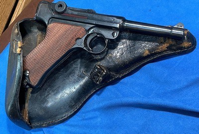 MAUSER / DWM = 1942 LUGER = BLUED = NUMBERS MATCH = ORDINANCE / ARSENALREBUILD = A SHOOTER - Image 3 of 12