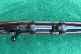 Weatherby Mark V Deluxe - .22-250 Remington - 12 of 15