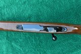Weatherby Mark V Deluxe - .22-250 Remington - 14 of 15