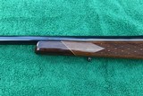 Weatherby Mark V Deluxe - .22-250 Remington - 9 of 15