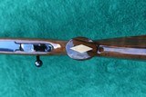 Weatherby Mark V Deluxe - .22-250 Remington - 13 of 15