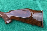 Weatherby Mark V Deluxe - .22-250 Remington - 5 of 15