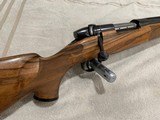 Weatherby Mark V Safari Grade 378 Magnum - 3 of 15