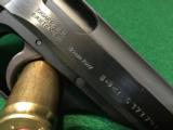 Sig Sauer P230
9mm kurz (.380acp) - 3 of 6