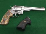 Ruger Redhawk 44mag - 2 of 8