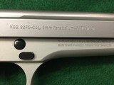Beretta 92FS INOX 9mm - 7 of 7