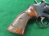 Smith and Wesson Model 19 357mag - 7 of 10