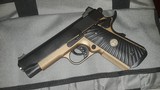 Wilson Combat CQB Compact 9mm two-tone - 1 of 9