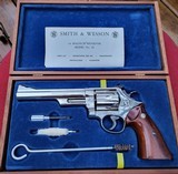 Smith Wesson Model 29-2 Nickel - 1 of 15