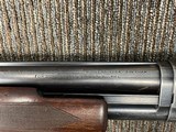 Winchester Model 12 - 12g -
32'' Barrel, Solid Rib, Deluxe Wood, Duck Gun - 8 of 15