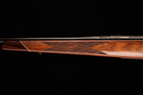 Weatherby Mark V VM 22-250 CS - 3 of 10