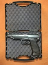 Heckler & Koch Elite, .45 caliber - 1 of 13