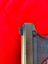 Heckler & Koch P7K3, 9K/380 ACP, Unfired Museum Quality with Four Magazines: - 8 of 15