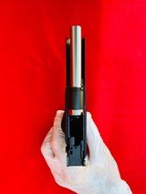 Heckler & Koch P7K3, 9K/380 ACP, Unfired Museum Quality with Four Magazines: - 14 of 15