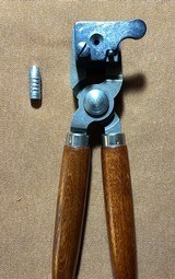 Ideal Bullet Mold Block and handle 38-55 WCF - 1 of 2