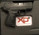 Springfield Armory XDE 9mm with 6mags and holster - 1 of 8
