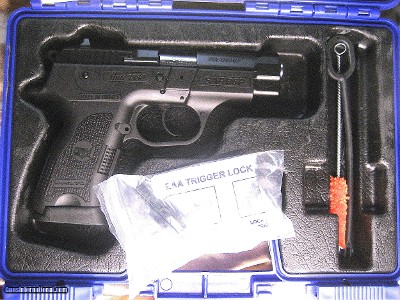 SAR 400424 SAR B6P SAO 9mm 3.8" 13+1 Magazine, Black Polymer Grip Black Finish NEW