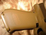 Glock G19X Gen 5 9mm FDE Pistol - 10 of 13