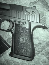 Desert Eagle IMI .41/.44 caliber semi-automatic pistol very good condition - 10 of 17