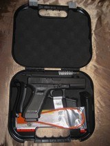 Glock G17 Gen4, 9x19mm Semi-Auto Black Pistol. 4.49 in Barrel, 17 Round capacity - 12 of 16