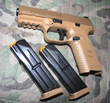FN 509 FLAT DARK EARTH 9mm
(9 X19) New in box with two magazines - 5 of 5