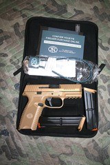 FN 509 FLAT DARK EARTH 9mm
(9 X19) New in box with two magazines - 2 of 5