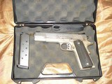 Kimber Classic Stainless .45 ACP like new with case