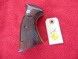 SMITH & WESSON K FRAME SQUARE BUTT GRIPS - 2 of 8