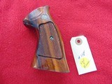 SMITH & WESSON K FRAME SQUARE BUTT GRIPS - 1 of 8