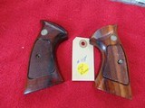 SMITH & WESSON K FRAME SQUARE BUTT GRIPS - 7 of 8