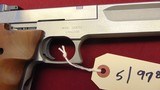 sold--- SMITH & WESSON MODEL 2206TGT SEMI AUTO TARGET PISTOL RARE STEEL FRAME GUN - 6 of 14