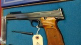 sold - anthony- SMITH & WESSON MODEL 41 NO DASH SEMI AUTO TARGET PISTOL 22 LR WITH BOX - 3 of 18