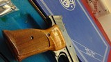 sold - anthony- SMITH & WESSON MODEL 41 NO DASH SEMI AUTO TARGET PISTOL 22 LR WITH BOX - 8 of 18