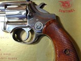 HIGH STANDARD R-107 SENTINEL DELUXE REVOLVER 22LR NICKEL W/BOX - 4 of 15