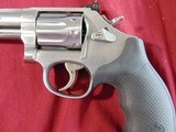 SMITH & WESSON MODEL 617-6 REVOLVER 22 LR 10-SHOT CYLINDER - 13 of 19