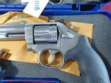 SMITH & WESSON MODEL 617-6 REVOLVER 22 LR 10-SHOT CYLINDER - 2 of 19