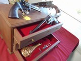 COLT PYHTON , SINGLE ACTION ARMY , DRAGOONBICENTENNIAL COLLECTORS SET MADE 1976 - 2 of 20