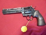 COLT PYHTON , SINGLE ACTION ARMY , DRAGOONBICENTENNIAL COLLECTORS SET MADE 1976 - 10 of 20