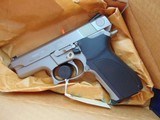 SMITH & WESSON MODEL 5926 STAINLESS SEMI AUTO PISTOL 9MM " 1990 NEW OLD STOCK' - 1 of 15