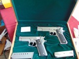SMITH & WESSON MODELS 659 & 645 SET WITH DISPLAY CASE ( FREE WITH BANK ACCOUNT) - 1 of 10