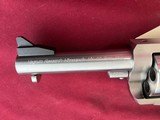 MAGNUM RESEARCH BFR STAINLESS
REVOLVER 44 MAGNUM - 4 of 11