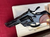 COLT PYTHON REVOLVER 3578 MAGNUM MADE IN 1977 WITH BOX - 4 of 15