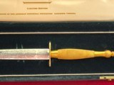 Sale pending - Tony -WORLD WAR II VICTORY COLLECTION WWII D- DAY FIGHTING KNIFE - 3 of 10