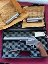 DAN WESSON MODEL 744V REVOLVER 44 MAGNUM STAINLESS PISTOL PAK 3 BARRELS - 1 of 17